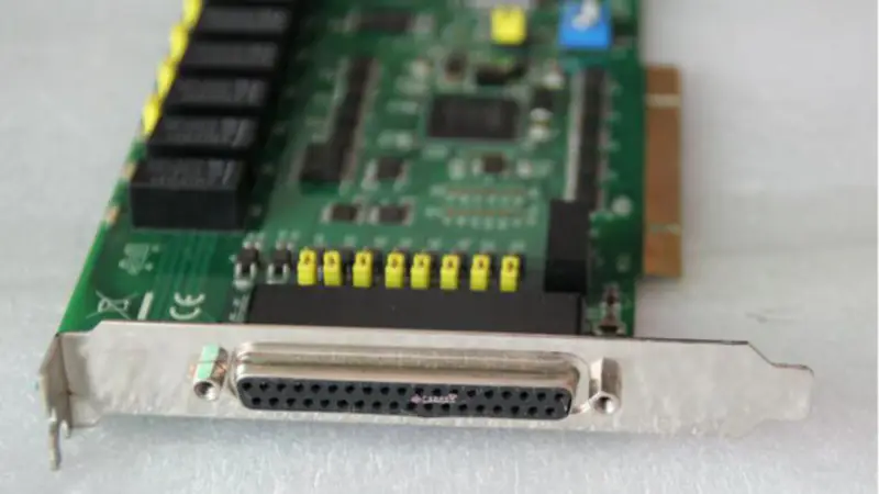 Advantech PCI-1760U REV.B1 A1 A2 8-Kanal-Relais und 8-Kanal-isolierte digitale Eingänge Universal-PCI-Karte