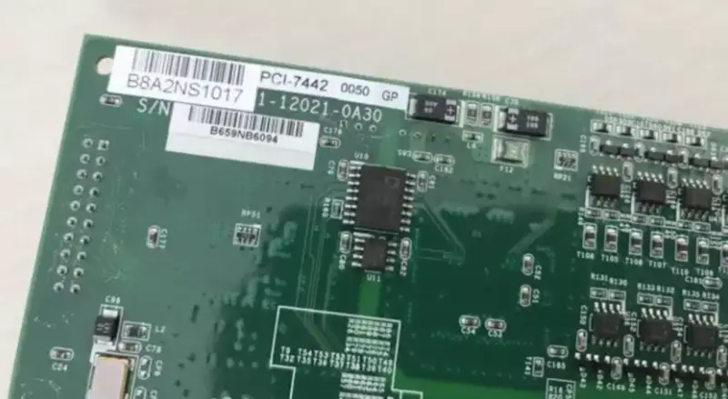ADLINK PCI-7442 hochdichte isolierte 128-Kanal-DIO/DI/DO-Industrie-Motherboard