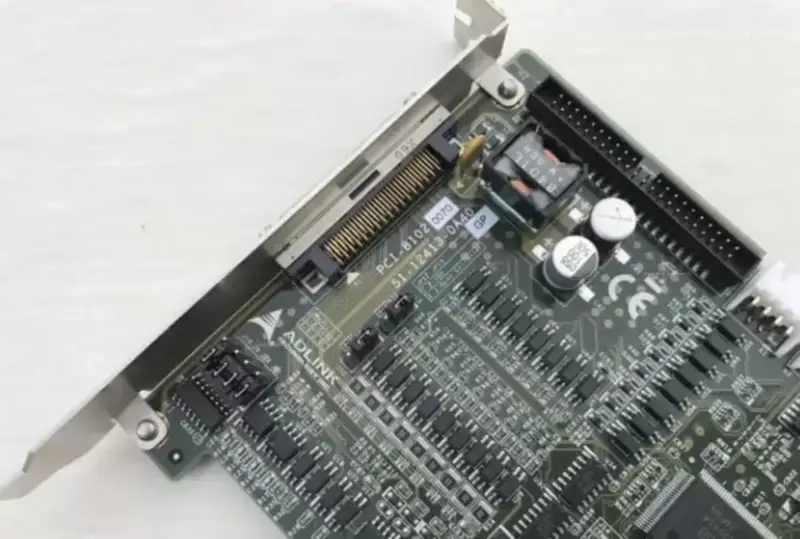 ADLINK PCI-8102 Zwei-Achsen-Bewegungssteuerungskarte