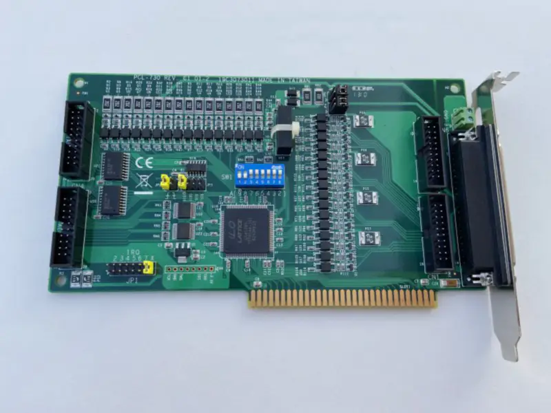 Advantech PCL-730 REV.C1 01-2 Industriekarte