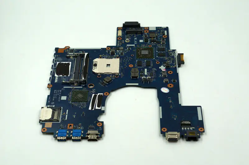 Asus Hauptplatine K75DE QML70-LA8371P Rev 1A HD 7670 1G Sockel