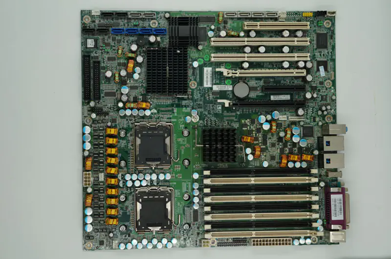 Fujitsu Siemens S26361-D1808-A10 Hauptplatine