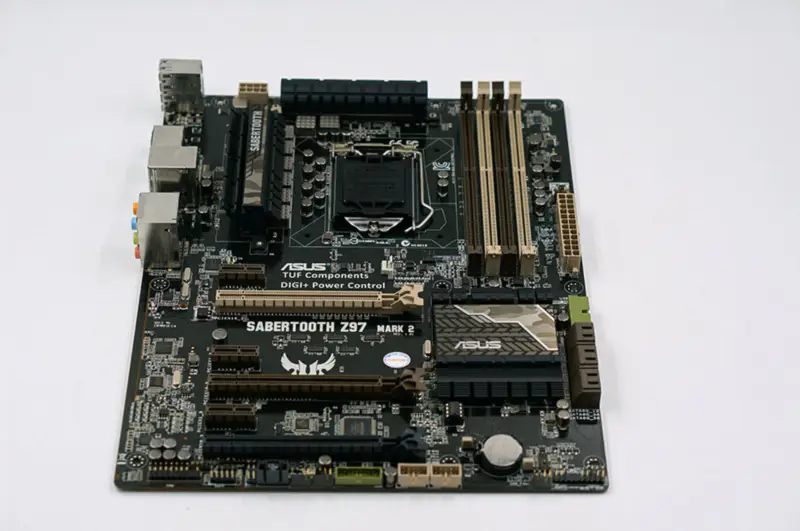 Asus SABERTOOTH Z97 MARK 2 Hauptplatine
