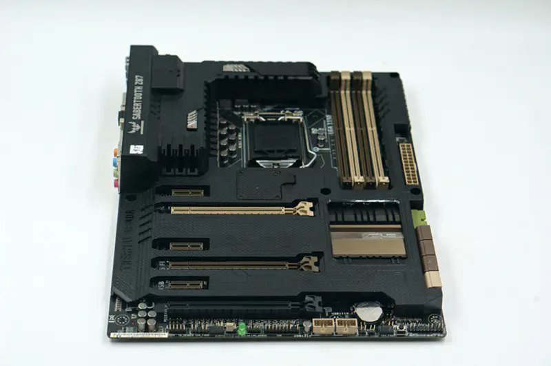 Asus SABERTOOTH Z87 Mainboard LGA1150 DDR3 64GB