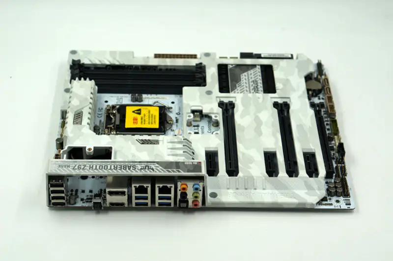 Asus SABERTOOTH Z97 MARK S Hauptplatine Z97 LGA1150 ATX
