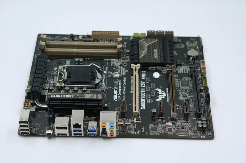 Asus SABERTOOTH Z97 MARK 2 Hauptplatine