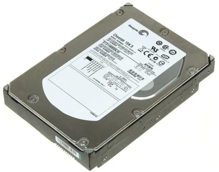 Seagate Workstation-Festplatte ST3146855LW 146G 15K.5 SCSI 68pin 9Z2005-002