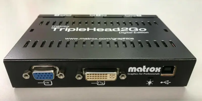 Matrox TripleHead2Go Digital T2G-D3D-IF Multi-Display-Adapter