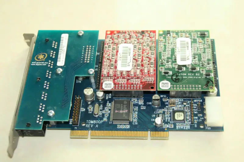 Asterisk TDM800 FXO+FXS Port Analogkarte Sprachkarte mit 2 x Quadmodulen