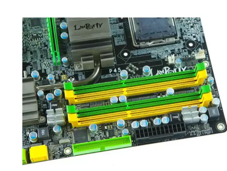 DFI LanParty UT P45-T3RS Hauptplatine LGA 775 DDR3