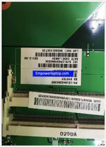 Toshiba L505 V000185590 Satellite L505 Hauptplatine