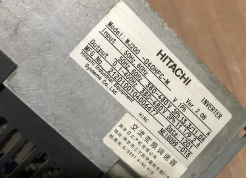 HITACHI WECHSELRICHTER WJ200-040HFC-M 4.0KW NEU