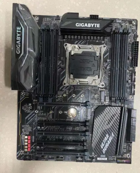Gigabyte X299 UD4 Pro Hauptplatine LGA 2066 DDR4