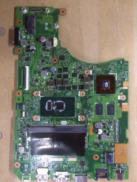 Asus X556UV Hauptplatine