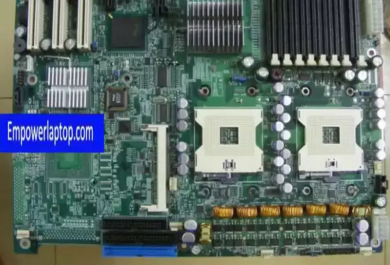 SuperMicro X6DAE-G 800 FSB Workstation-Motherboard mit zwei PCI-E-Steckplätzen
