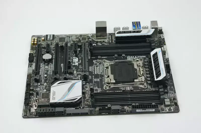 Asus X99-A Mainboard X99 LGA 2011-v3 X ATX