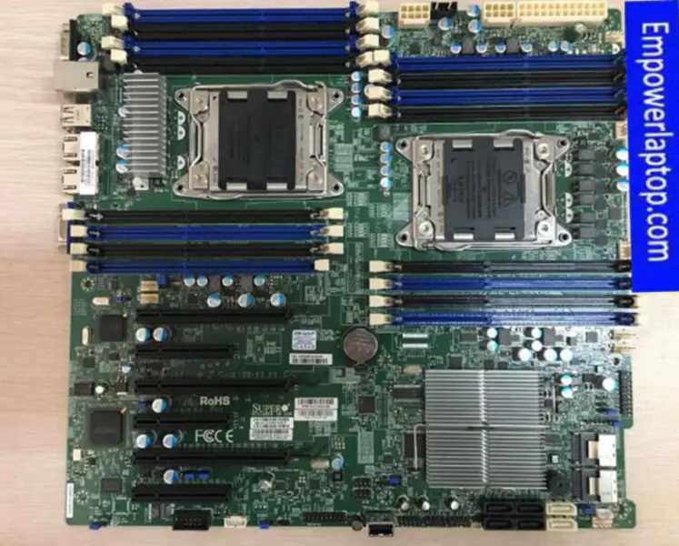 SuperMicro X9DR3-F Hauptplatine