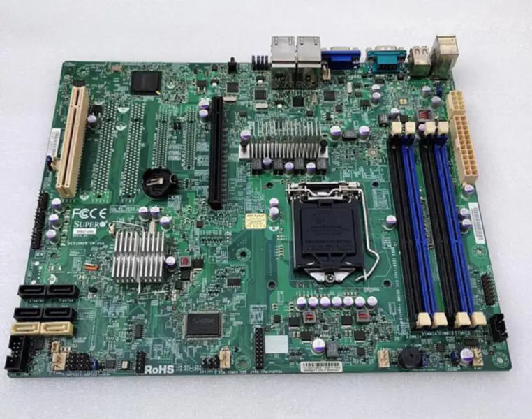 SuperMicro X9SCI-LN4F Quad Server-Motherboard unterstützt v2 CPU