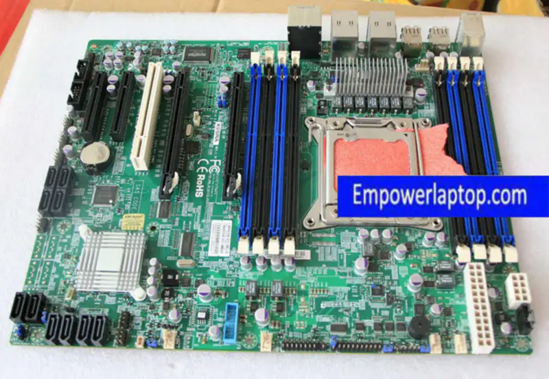 SuperMicro X9SRA Server-Motherboard LGA2011 C602 X79