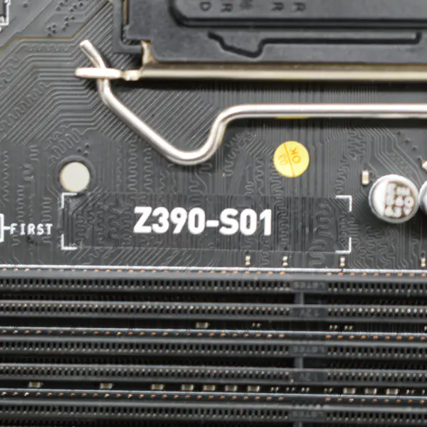 MSI Z390-S01 Mainboard 1151/DDR4/Z390 ATX