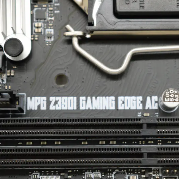 MSI MPG Z390I GAMING EDGE AC Mainboard 1151/DDR4/Z390