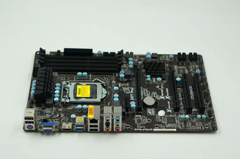 Asrock ZH77 PRO3 Hauptplatine