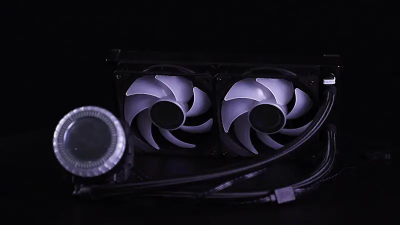 Aluminium Flossen Wärmesenke für thermoelektrische Kühlung mit Lüfter