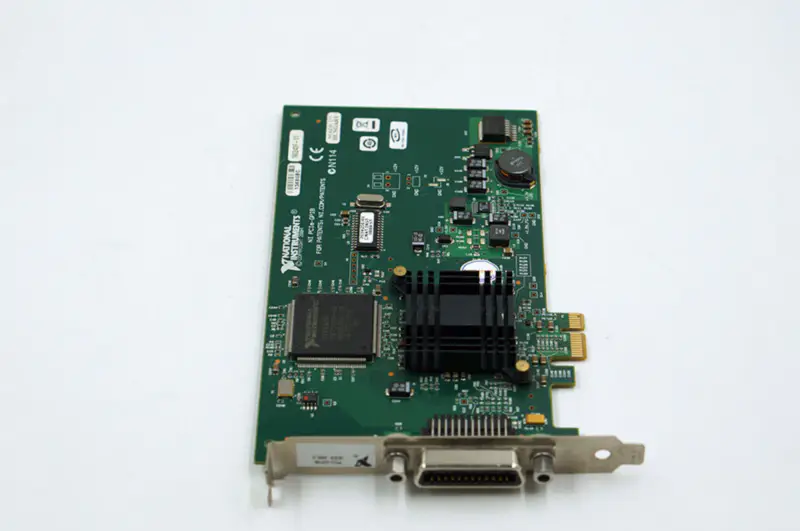 NI PCIe-GPIB-Kartenerfassungskarte
