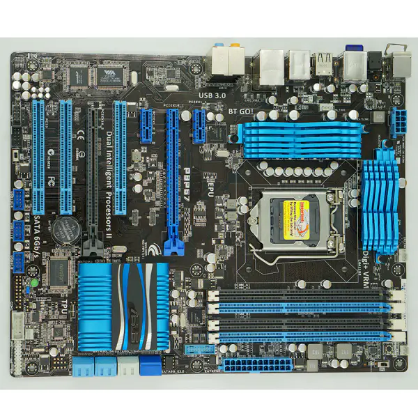 Asus P8P67 Hauptplatine LGA1155 DDR3