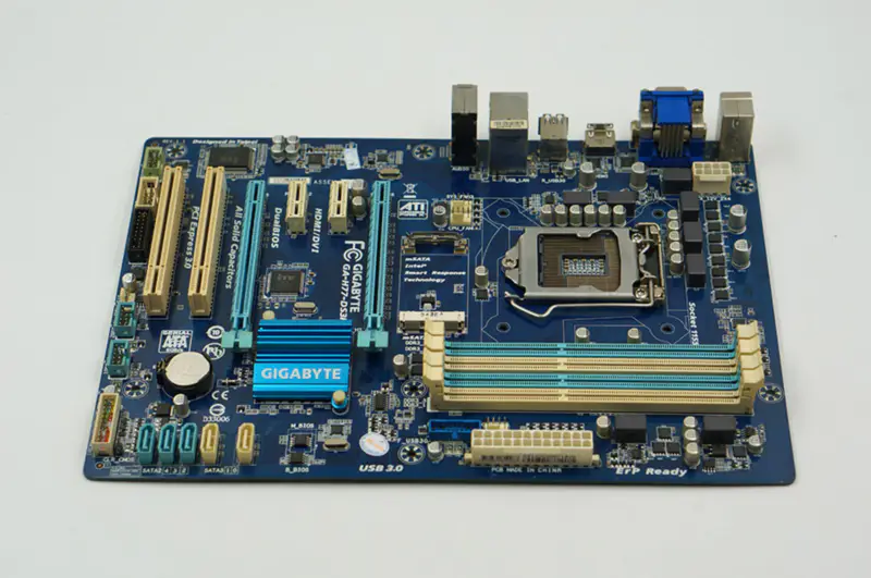 Gigabyte GA-H77-DS3H H77-DS3H Hauptplatine LGA1155