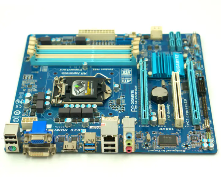 Gigabyte GA-Z77M-D3H Z77M-D3H Mainboard LGA1155 Micro-ATX