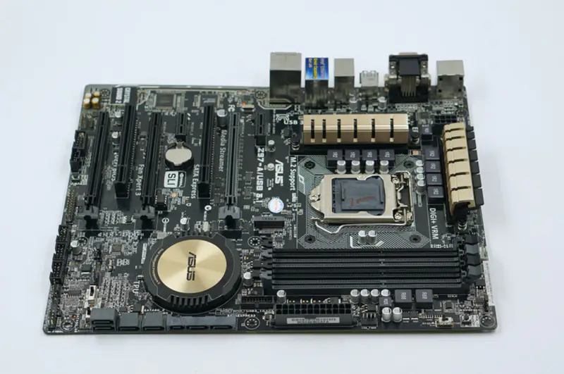 Asus Z97-A/USB3.1 Hauptplatine Z97 LGA1150 ATX