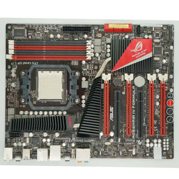 Asus Crosshair IV Formel 890FX Mainboard AM3 ATX