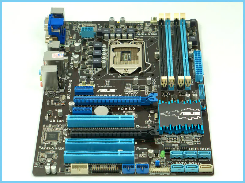 Asus P8B75-V Hauptplatine