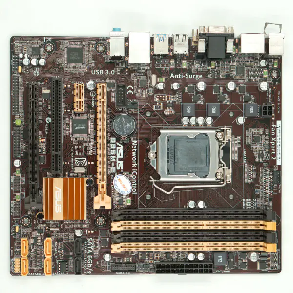 Asus B85M-E Hauptplatine B85 LGA1150 Micro-ATX