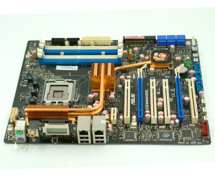 Asus Commando P965 LGA 775 ATX-Motherboard