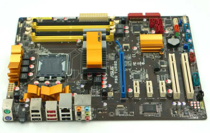 Asus P5Q Turbo Hauptplatine P45 LGA775 ATX