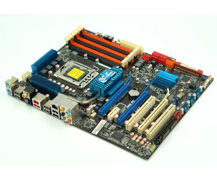 Asus P6T X58 LGA 1366 24G ATX-Motherboard
