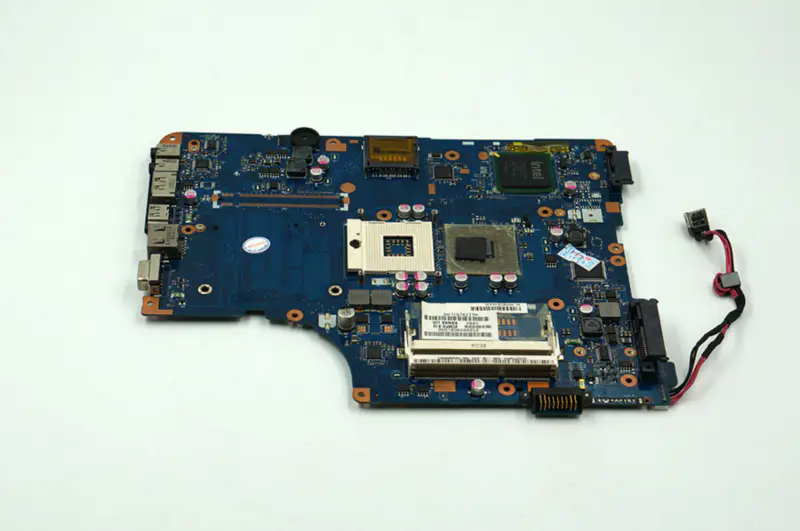 Toshiba L500 L550 L555 LA-4982P GM45 PGA-989 Hauptplatine