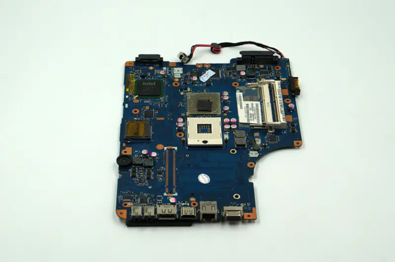 Toshiba L500 L550 L555 LA-4982P GM45 PGA-989 Hauptplatine