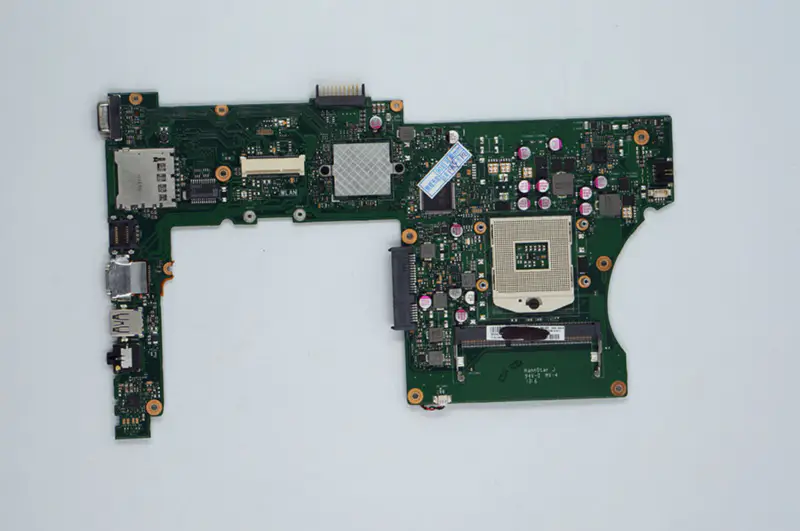 Asus Motherboard X501A X301A X401A REV2.0 Maib Mit i3 Prozessor HM76