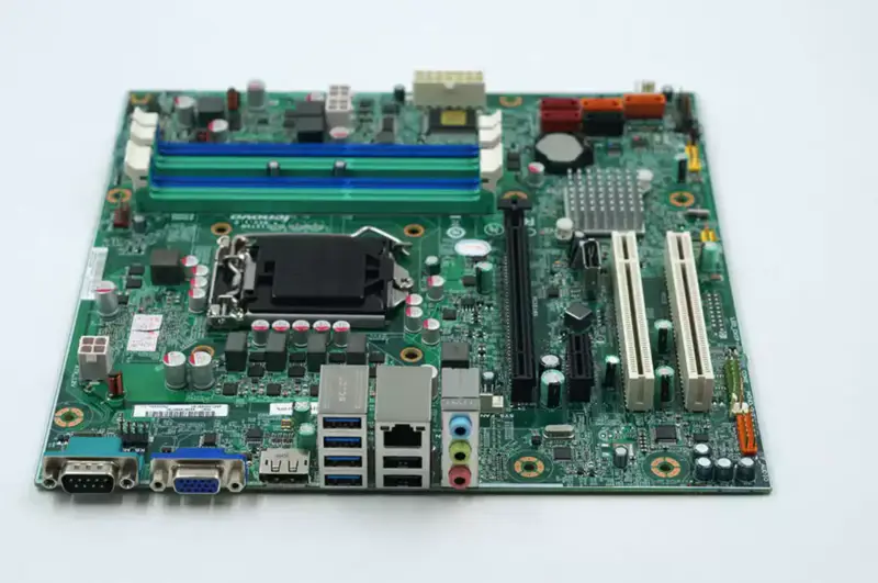 Lenovo Hauptplatine M6300T M6400T M92 M8400T E31 A8000T Desktop IS7XM