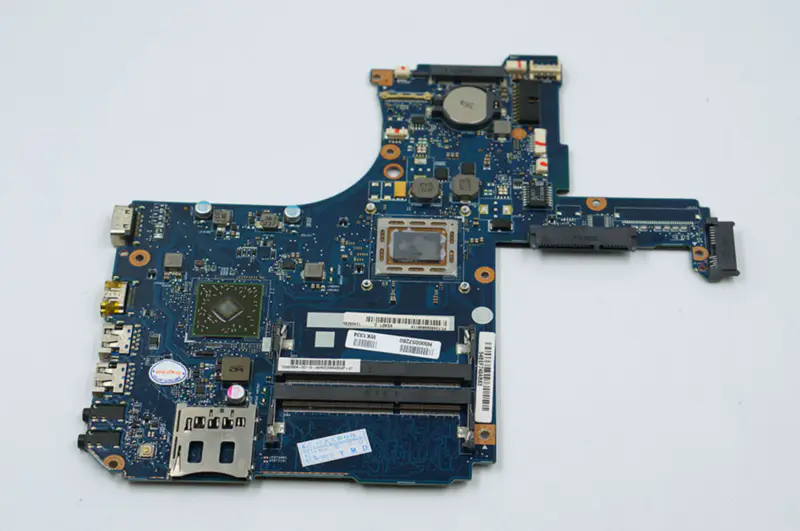 Toshiba Hauptplatine S50D S55D L50D H000057280 A10-5745M CPU